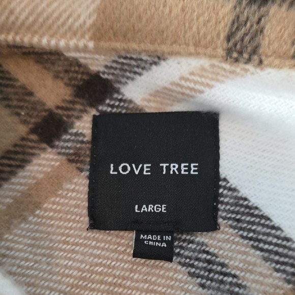 NWOT Large Love Tree Tan and White Plaid Cropped Jacket - Picture 5 of 7